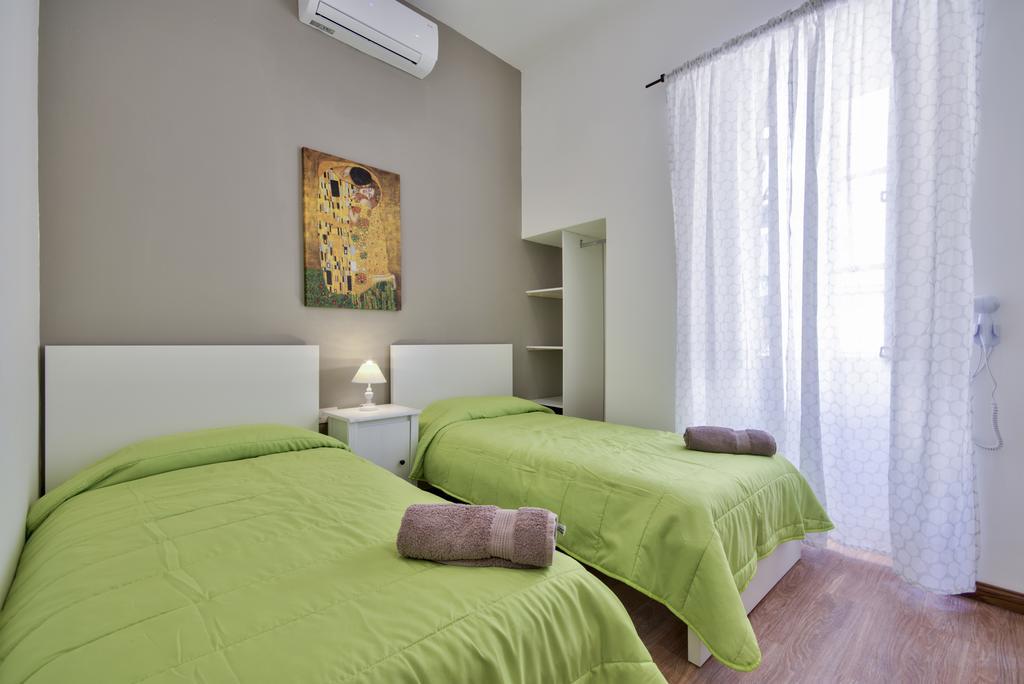 Valletta Luxe 3-Bedroom Duplex Penthouse With Sea View Terrace And Jacuzzi Ngoại thất bức ảnh