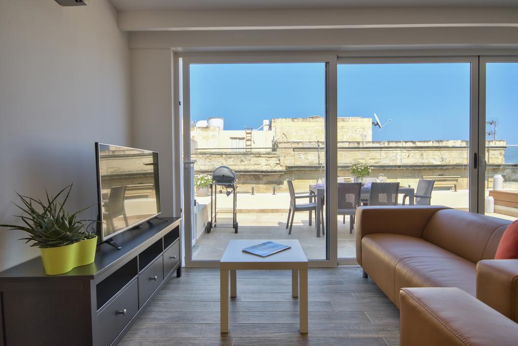 Valletta Luxe 3-Bedroom Duplex Penthouse With Sea View Terrace And Jacuzzi Ngoại thất bức ảnh