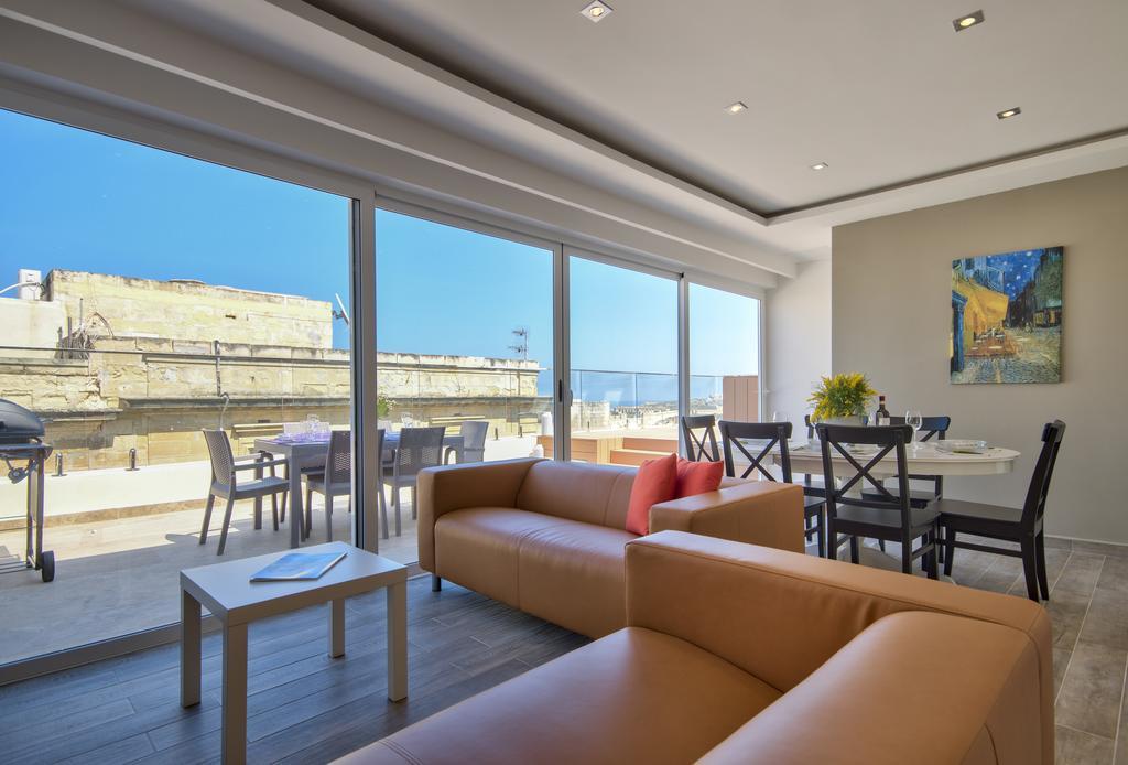 Valletta Luxe 3-Bedroom Duplex Penthouse With Sea View Terrace And Jacuzzi Ngoại thất bức ảnh
